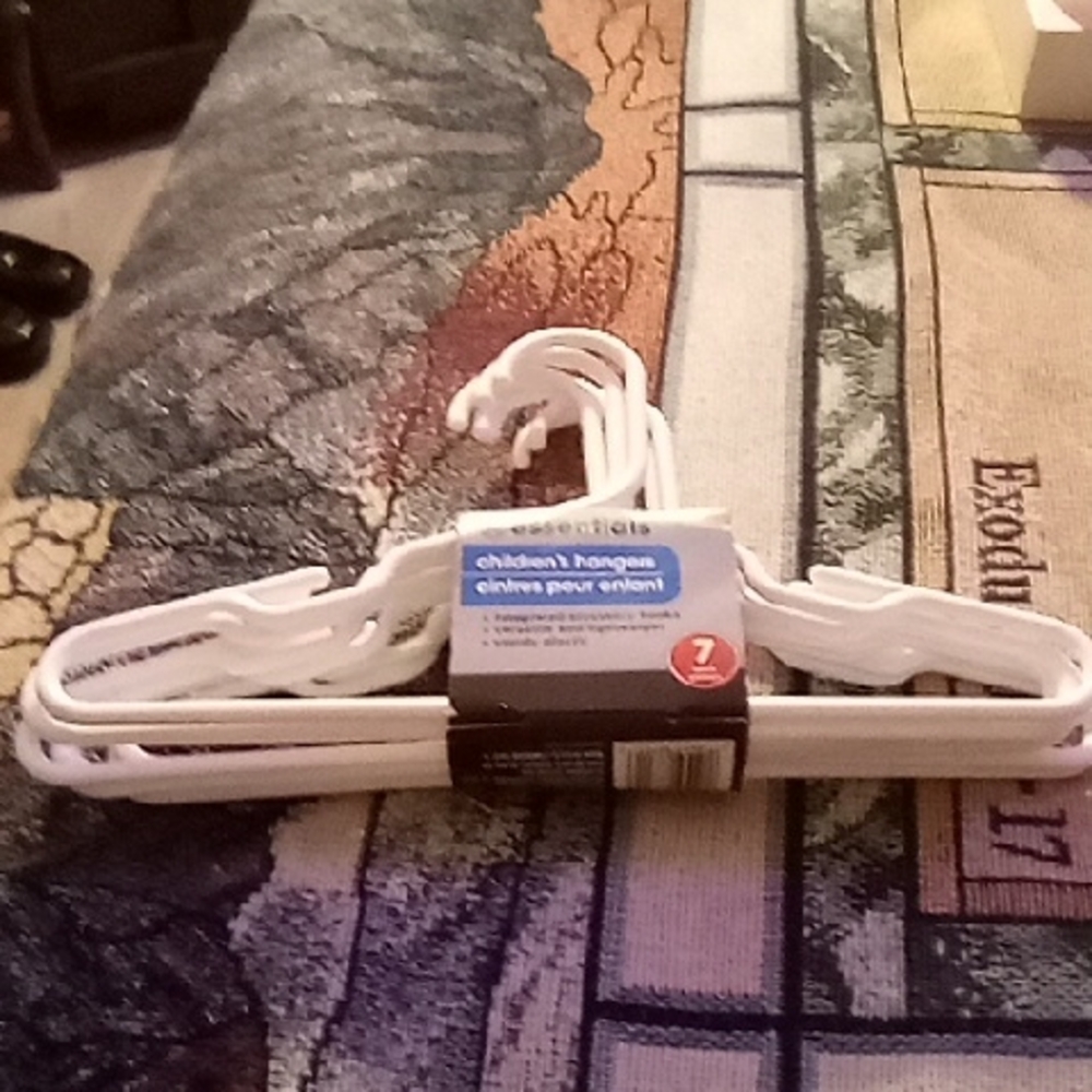 Essentials White Children's Hangers
